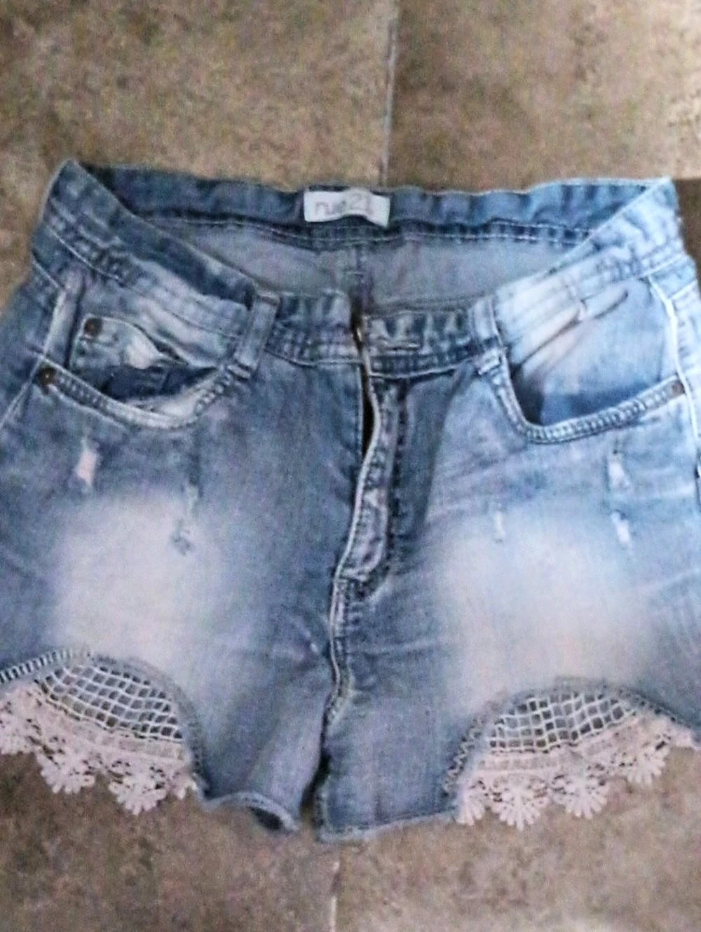 rue21 Distressed Lace-Hem Jean Shorts in Blue